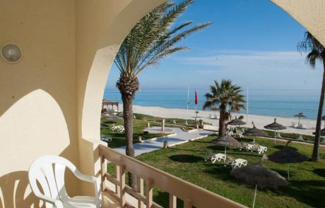 vue mer depuis le balcon à resort Sousse